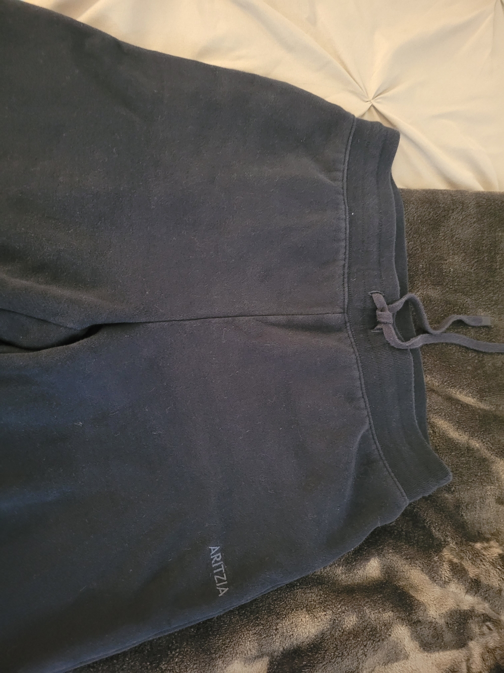 Aritzia Womens Dark Navy Fleece Straight Leg Sweatpants